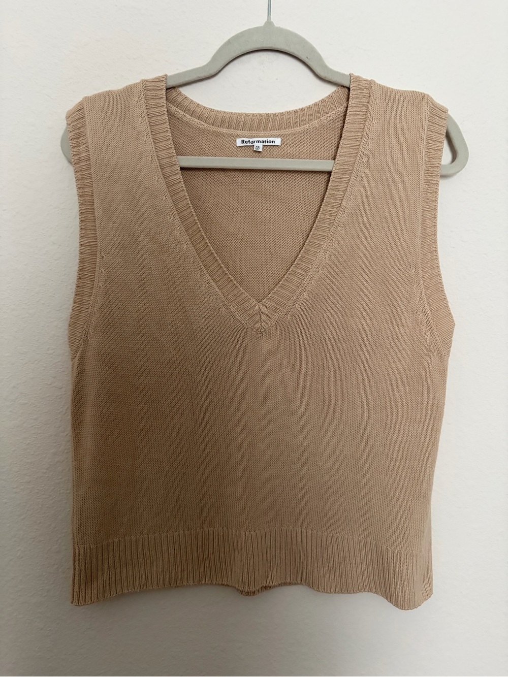 Reformation Women's Camel Pink V-Neck Knit Vest Sweater Tank